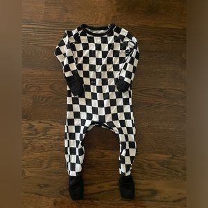 Little sleepie crescent zipper black and white checkerboard